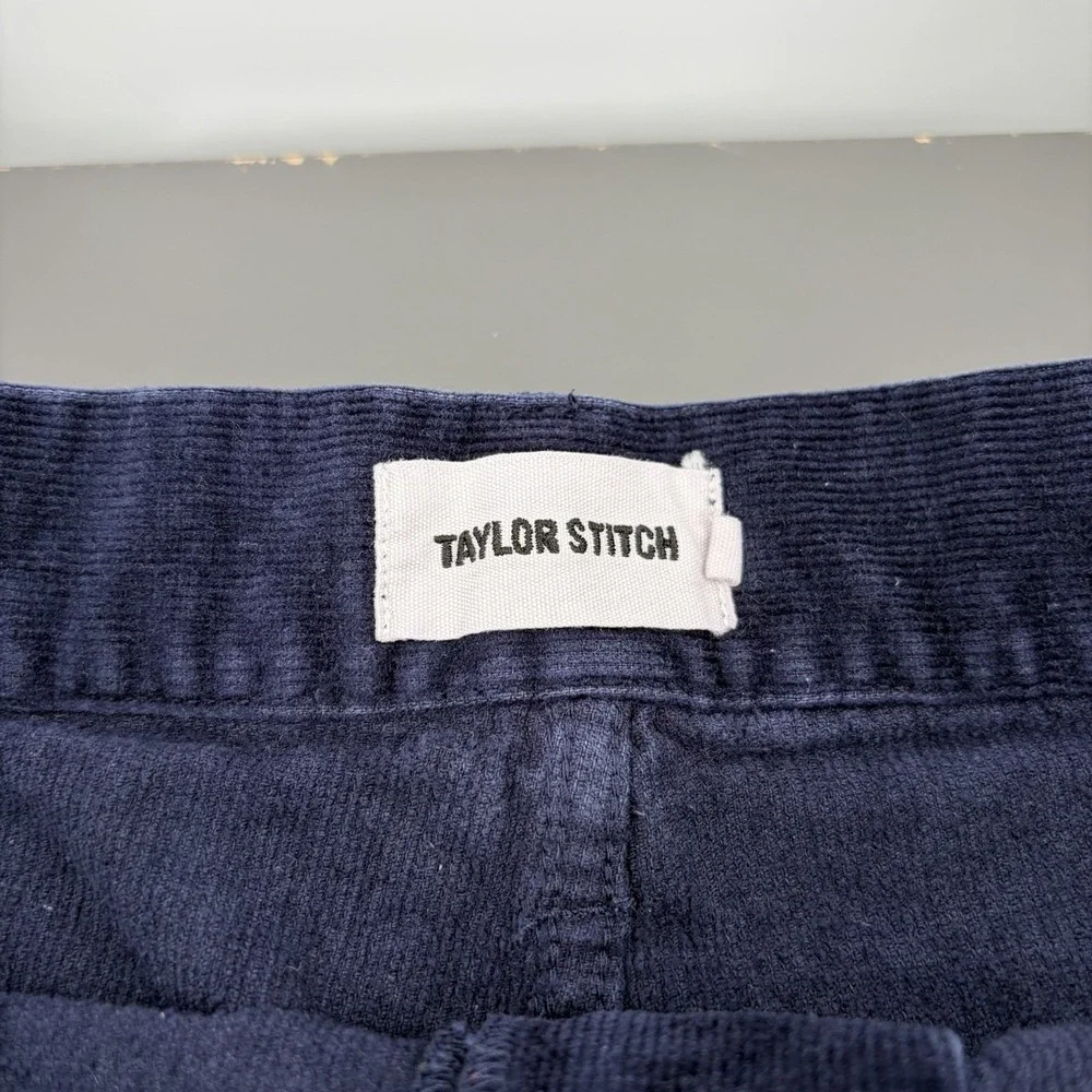 Taylor Stitch Shorts Men's 35 Navy Corduroy Trail Short 8